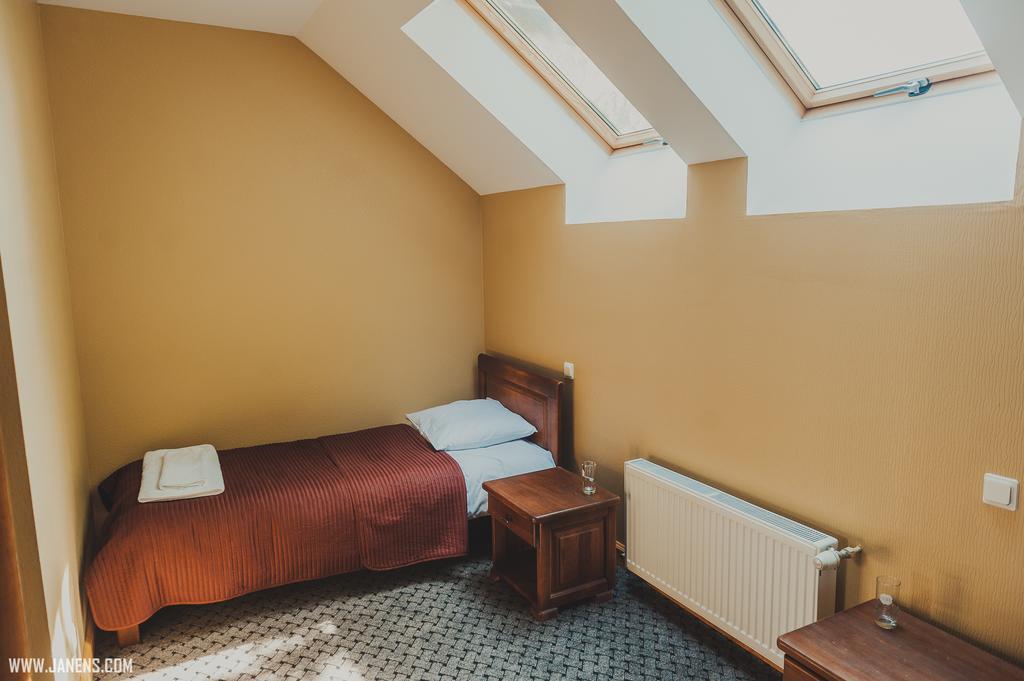 Rudzupukes Hotel Svente Ngoại thất bức ảnh