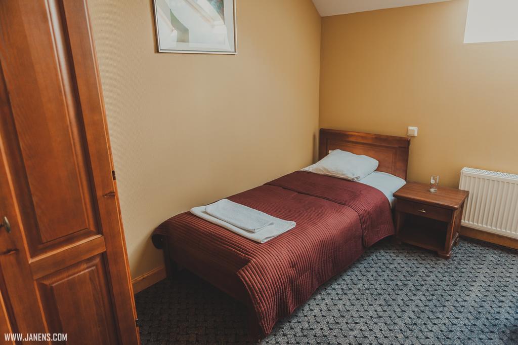 Rudzupukes Hotel Svente Ngoại thất bức ảnh